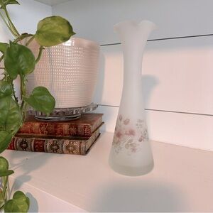 Vintage Viking Frosted Glass Floral Vase Ruffled Top